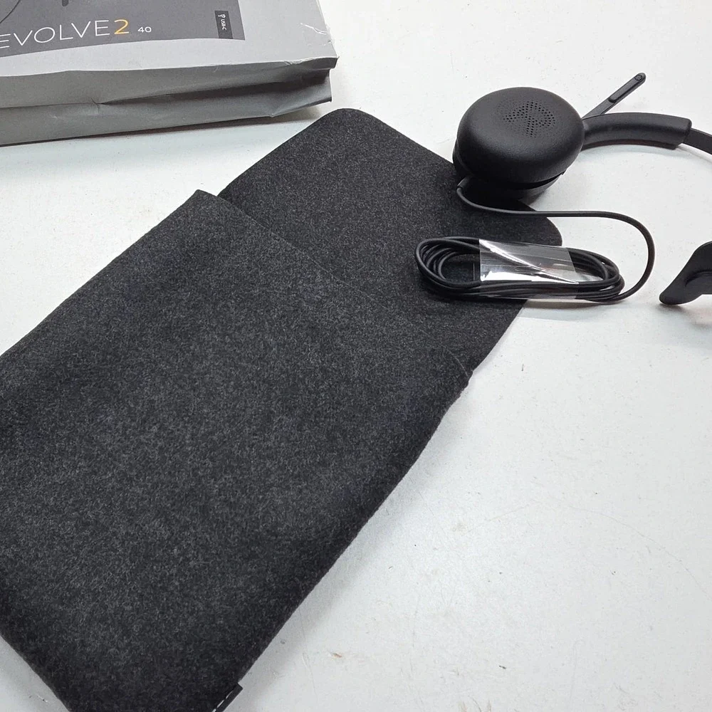 Jabra‎ Evolve2 40 USB-C Wired Headset Noise-Canceling Mic Work From Home Office